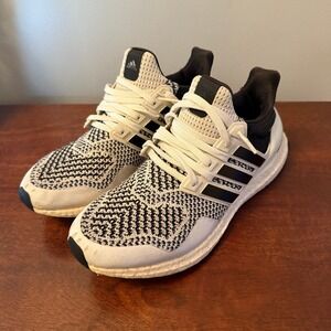Adidas Ultraboost 1.0 Men's Running Shoes – Black & White – Size 8